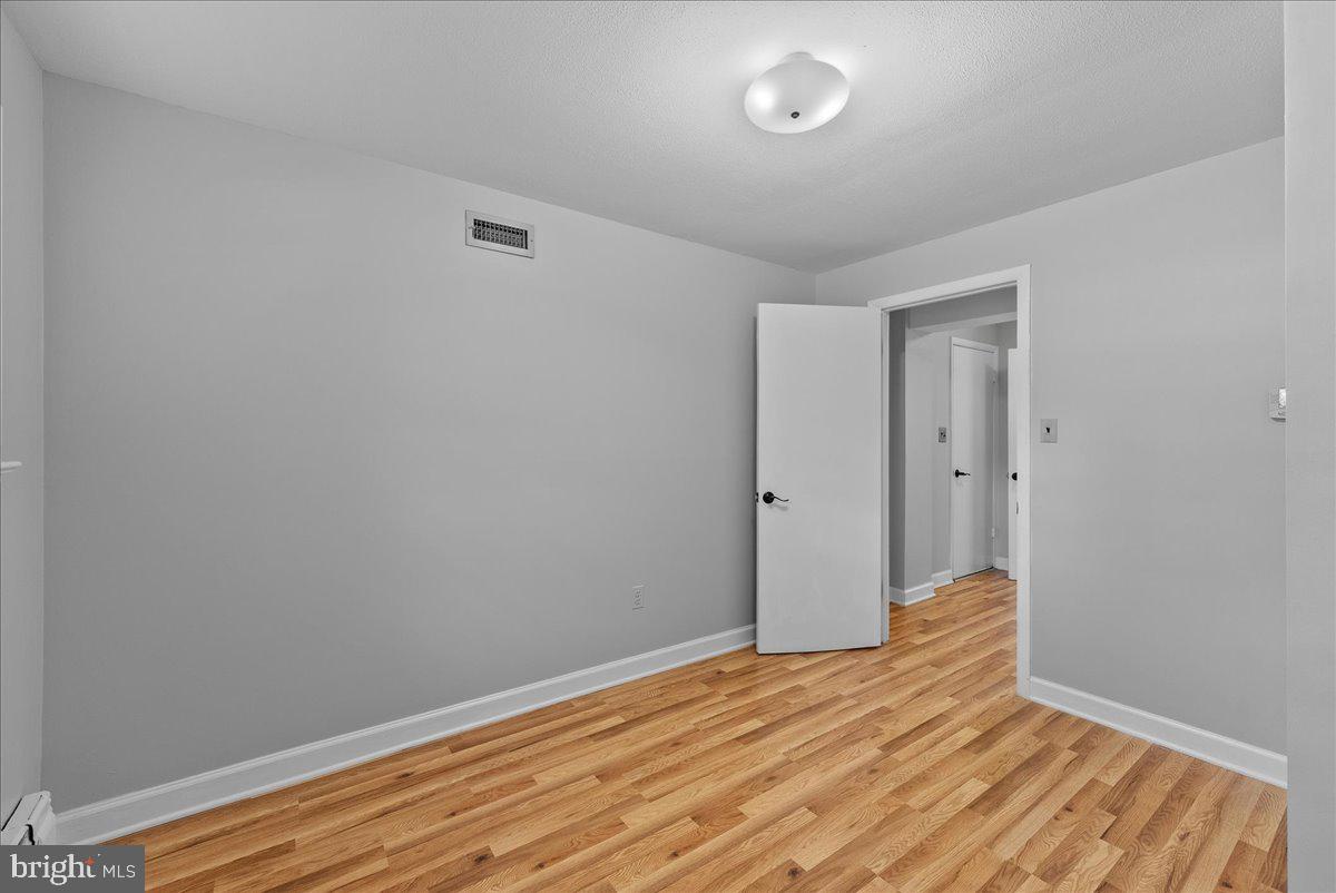 3035 HAZELTON ST, FALLS CHURCH, Virginia 22044, 4 Bedrooms Bedrooms, ,3 BathroomsBathrooms,Residential,For sale,3035 HAZELTON ST,VAFX2256054 MLS # VAFX2256054
