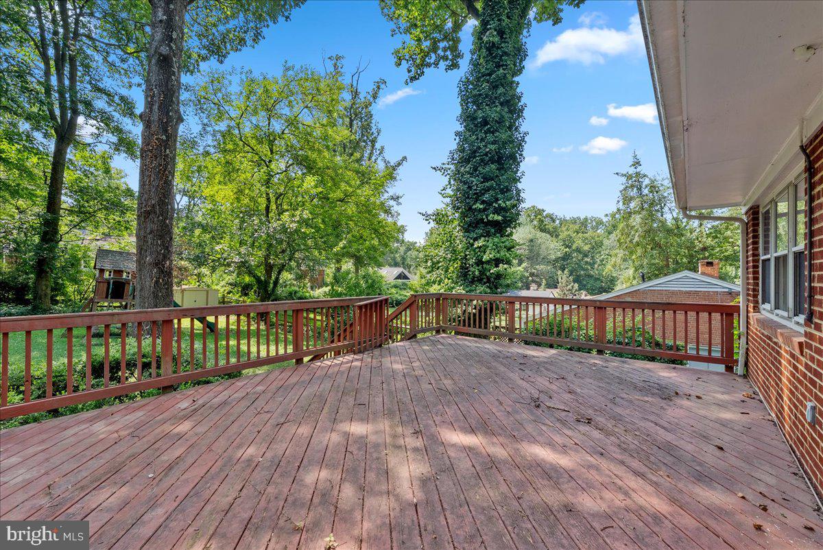 3035 HAZELTON ST, FALLS CHURCH, Virginia 22044, 4 Bedrooms Bedrooms, ,3 BathroomsBathrooms,Residential,For sale,3035 HAZELTON ST,VAFX2256054 MLS # VAFX2256054