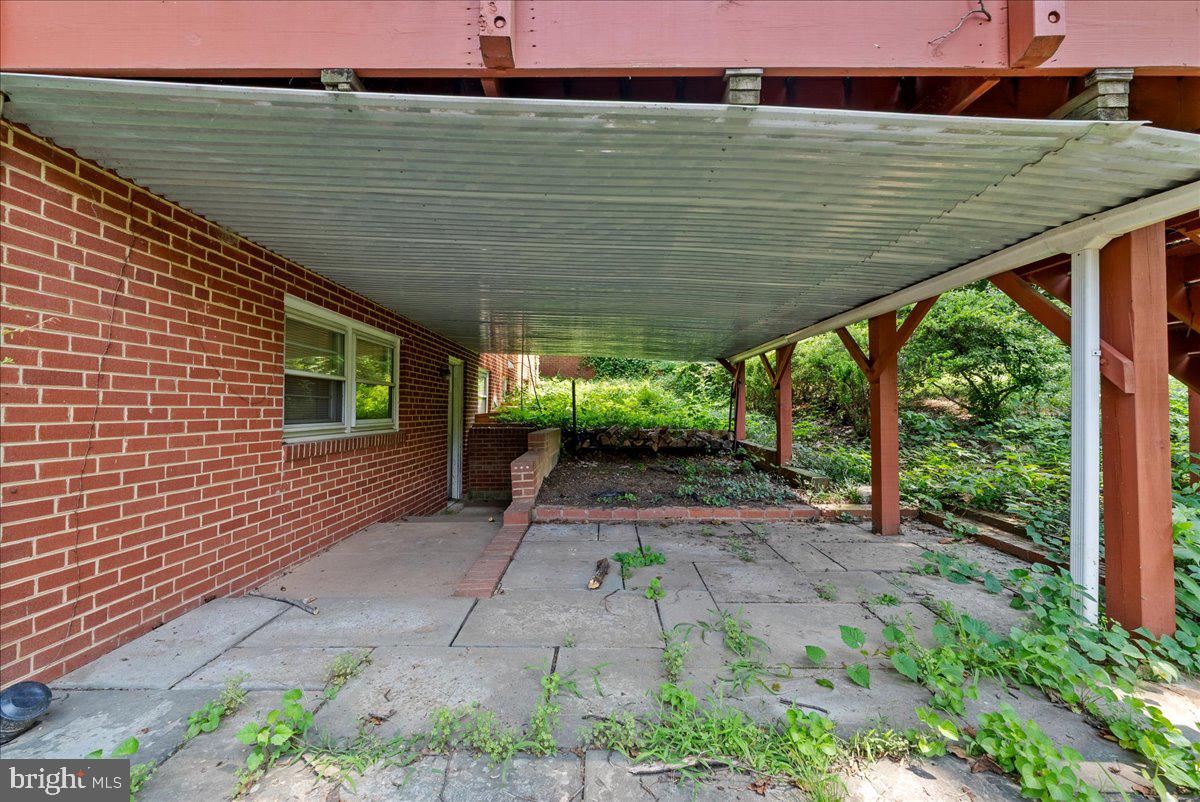 3035 HAZELTON ST, FALLS CHURCH, Virginia 22044, 4 Bedrooms Bedrooms, ,3 BathroomsBathrooms,Residential,For sale,3035 HAZELTON ST,VAFX2256054 MLS # VAFX2256054