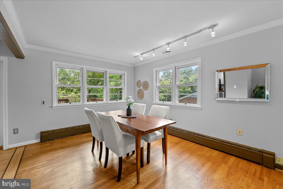 3035 HAZELTON ST, FALLS CHURCH, Virginia 22044, 4 Bedrooms Bedrooms, ,3 BathroomsBathrooms,Residential,For sale,3035 HAZELTON ST,VAFX2256054 MLS # VAFX2256054