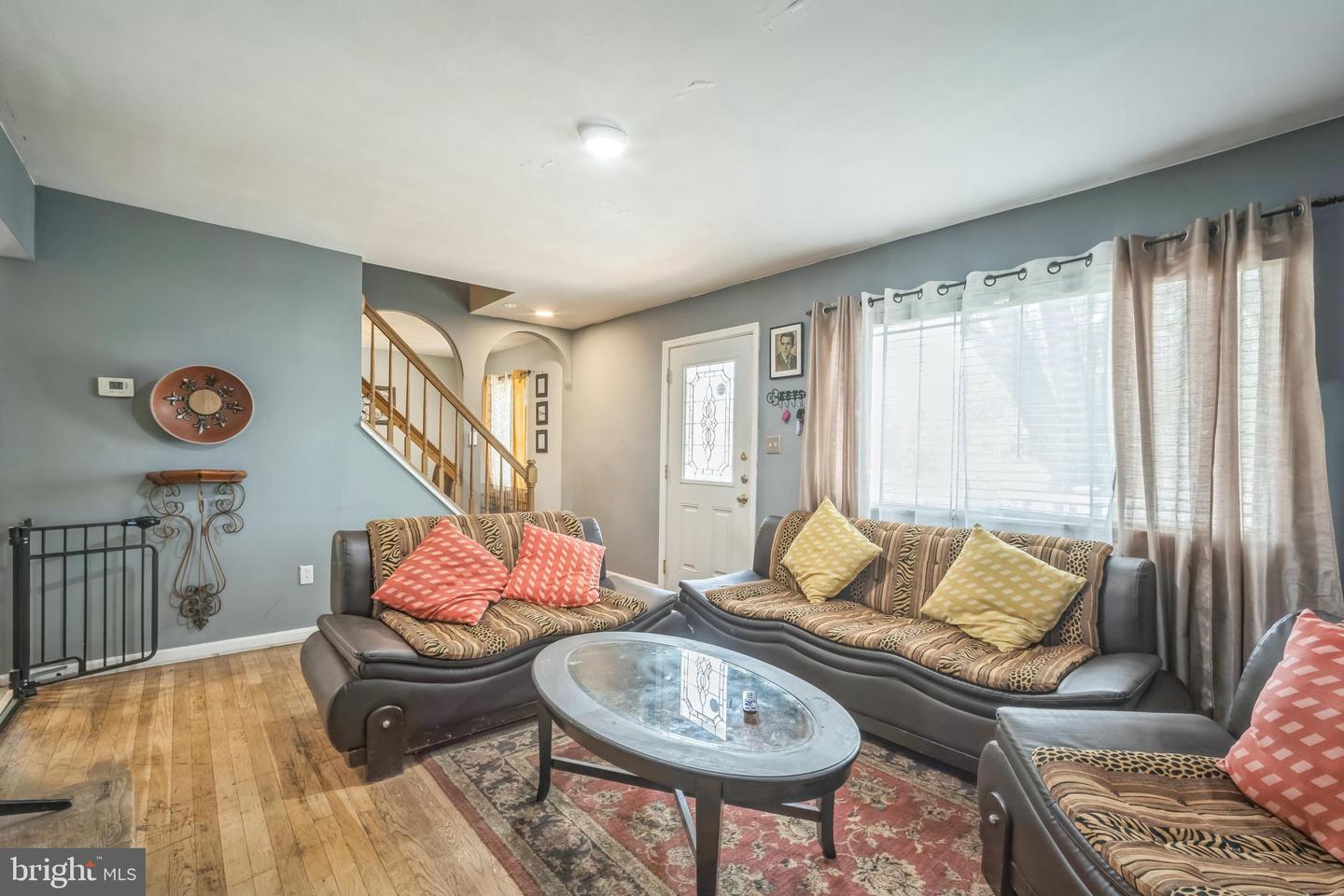 7610 ALBEMARLE DR, MANASSAS, Virginia 20111, 3 Bedrooms Bedrooms, ,3 BathroomsBathrooms,Residential,For sale,7610 ALBEMARLE DR,VAPW2099464 MLS # VAPW2099464