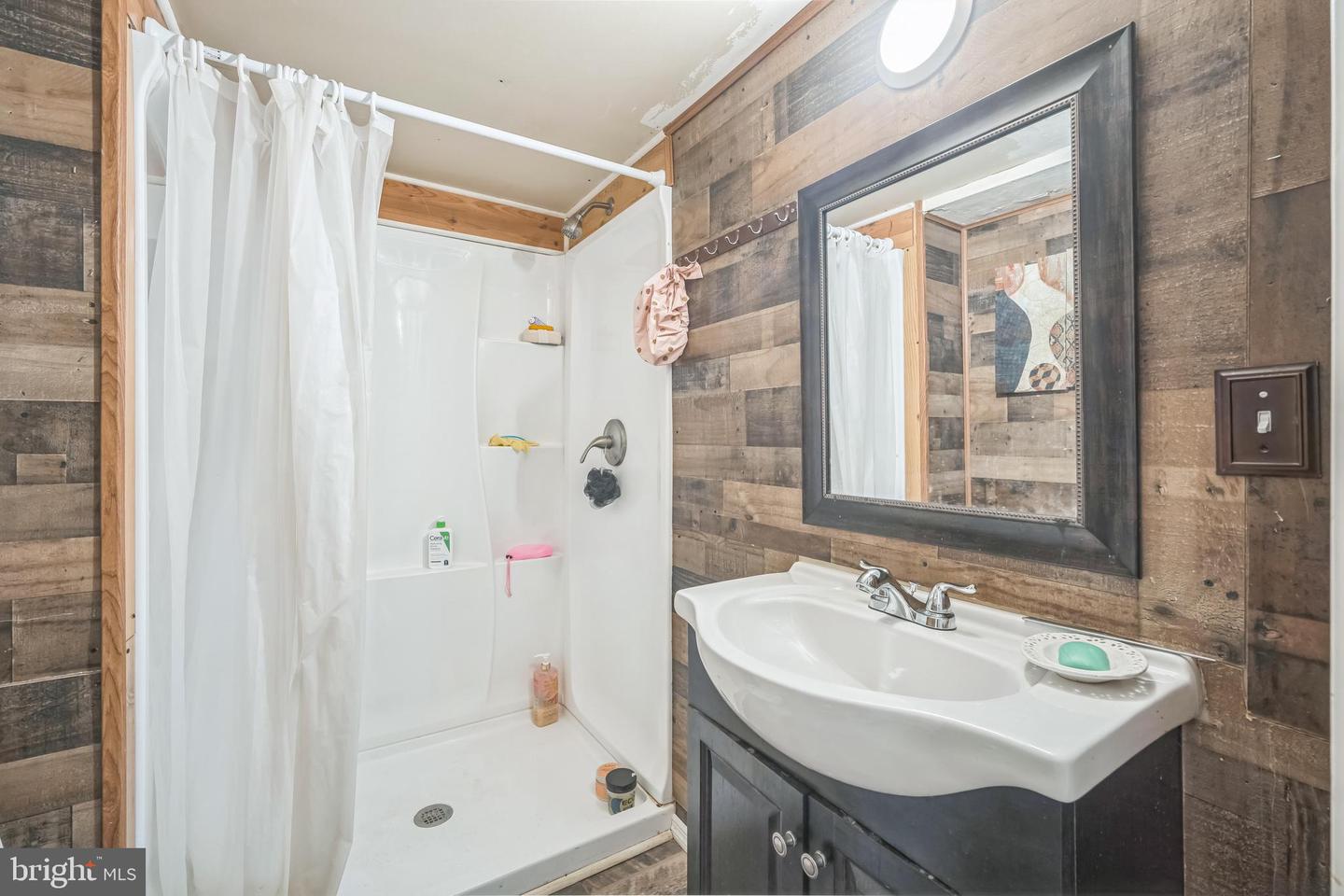7610 ALBEMARLE DR, MANASSAS, Virginia 20111, 3 Bedrooms Bedrooms, ,3 BathroomsBathrooms,Residential,For sale,7610 ALBEMARLE DR,VAPW2099464 MLS # VAPW2099464