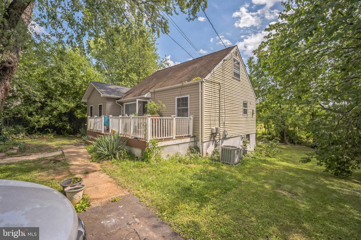 7610 ALBEMARLE DR, MANASSAS, Virginia 20111, 3 Bedrooms Bedrooms, ,3 BathroomsBathrooms,Residential,For sale,7610 ALBEMARLE DR,VAPW2099464 MLS # VAPW2099464