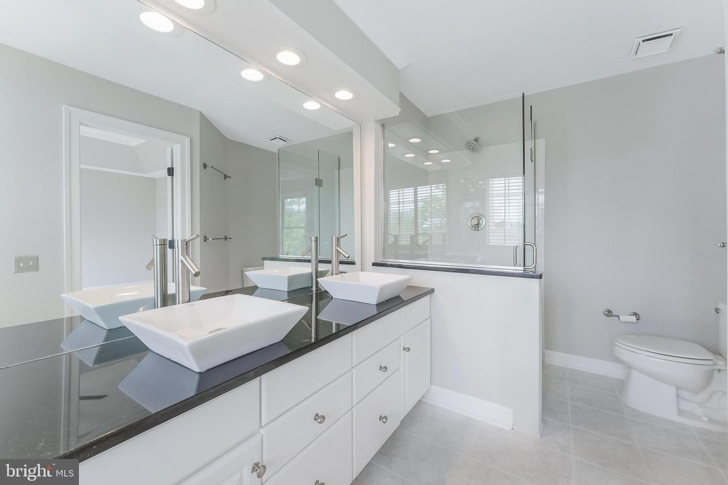 4665 KIRKPATRICK LN, ALEXANDRIA, Virginia 22311, 3 Bedrooms Bedrooms, ,3 BathroomsBathrooms,Residential,For sale,4665 KIRKPATRICK LN,VAAX2047598 MLS # VAAX2047598