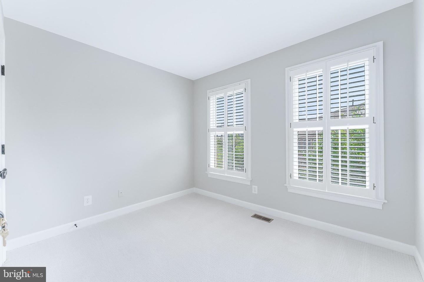 4665 KIRKPATRICK LN, ALEXANDRIA, Virginia 22311, 3 Bedrooms Bedrooms, ,3 BathroomsBathrooms,Residential,For sale,4665 KIRKPATRICK LN,VAAX2047598 MLS # VAAX2047598