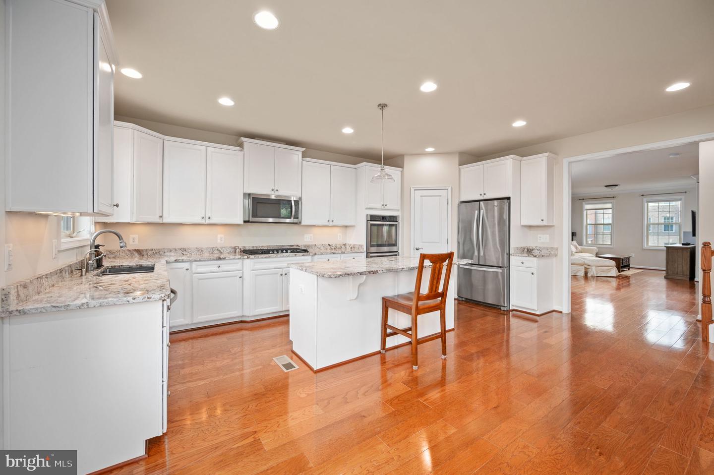 6601 BARTRAMS FOREST LN, HAYMARKET, Virginia 20169, 4 Bedrooms Bedrooms, ,3 BathroomsBathrooms,Residential,For sale,6601 BARTRAMS FOREST LN,VAPW2099510 MLS # VAPW2099510