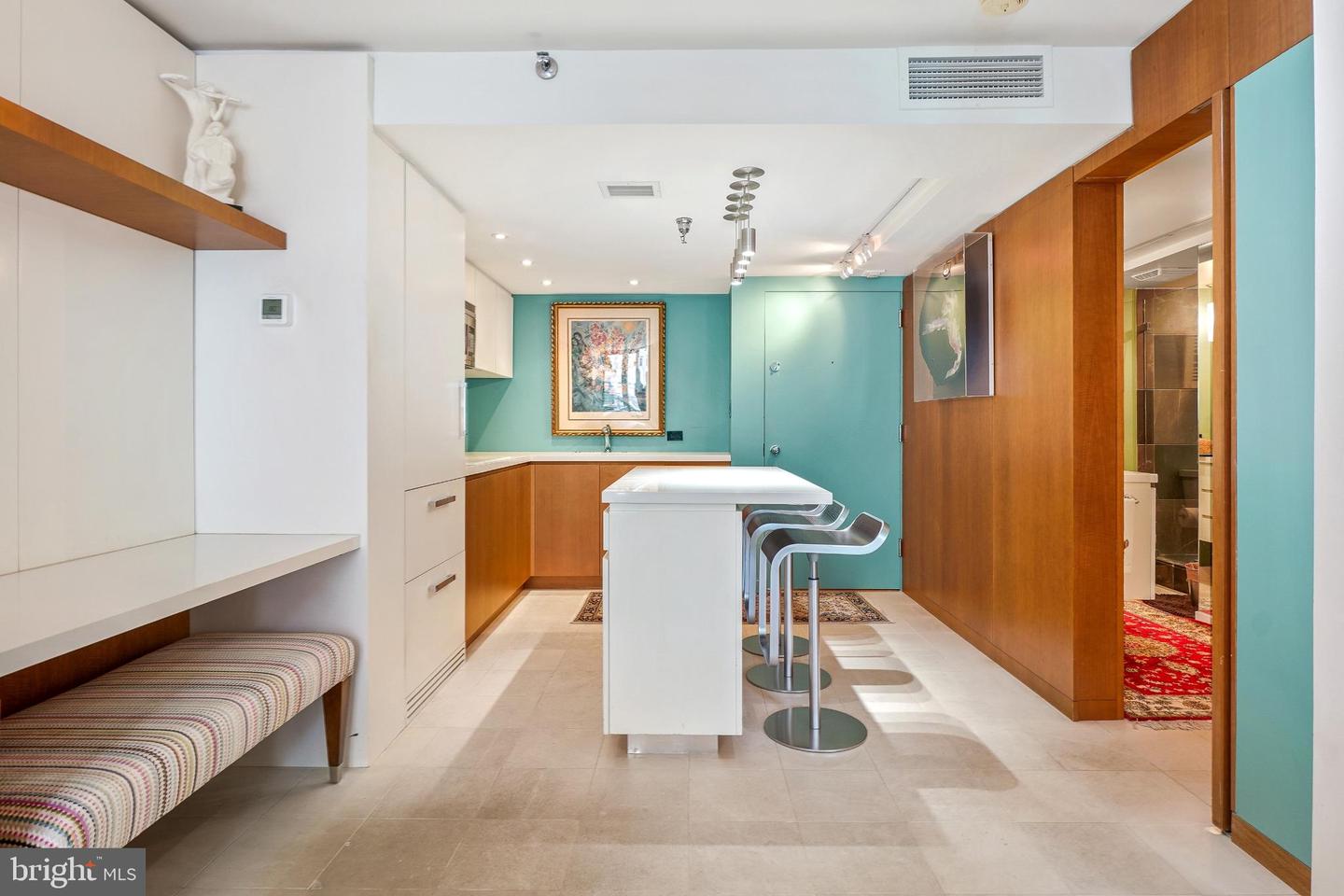 701 PENNSYLVANIA AVE NW #1109, WASHINGTON, District Of Columbia 20004, 1 Bedroom Bedrooms, ,1 BathroomBathrooms,Residential,For sale,701 PENNSYLVANIA AVE NW #1109,DCDC2211012 MLS # DCDC2211012