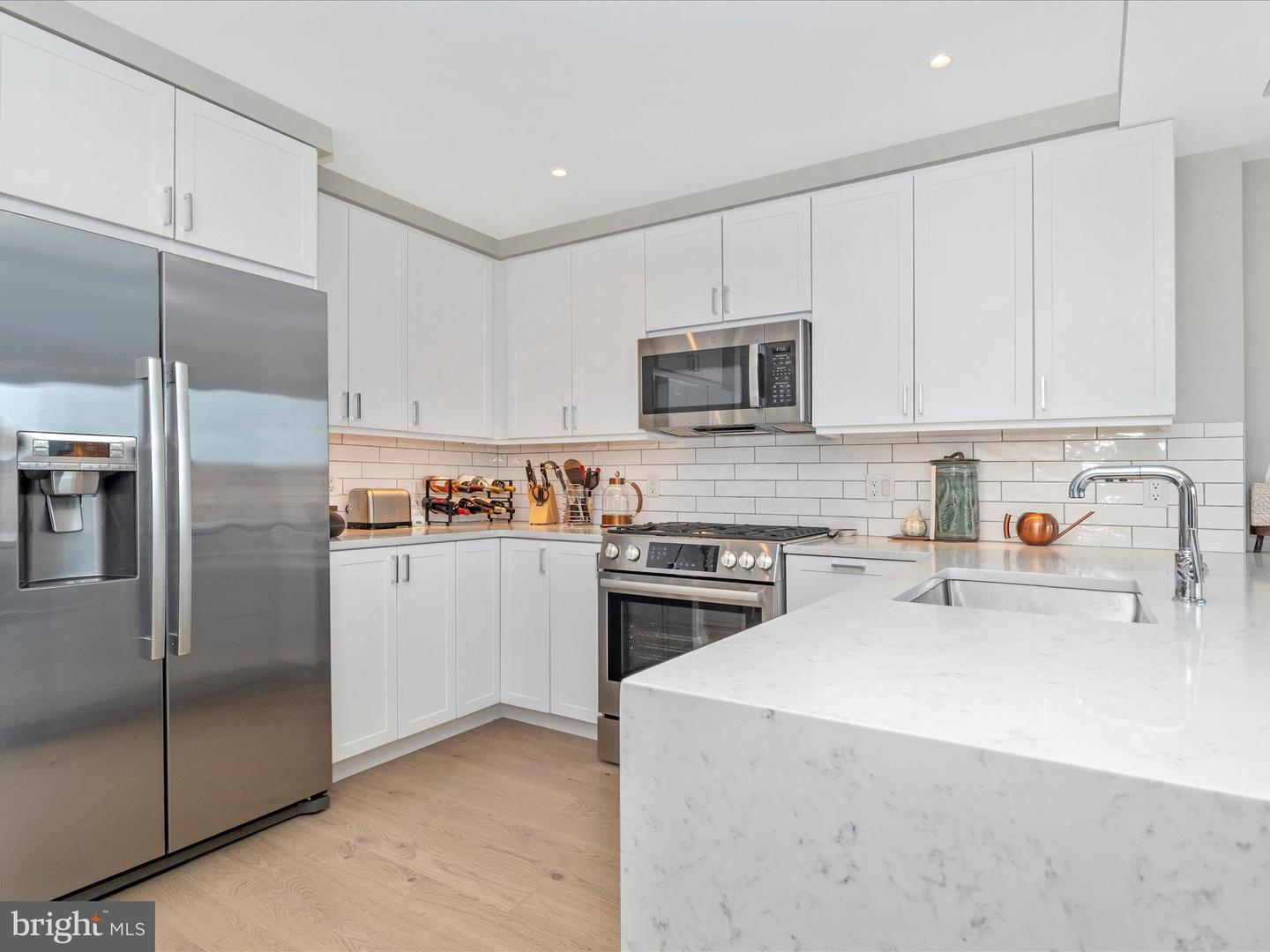 925 N FAIRFAX ST #405, ALEXANDRIA, Virginia 22314, 1 Bedroom Bedrooms, ,1 BathroomBathrooms,Residential,For sale,925 N FAIRFAX ST #405,VAAX2047630 MLS # VAAX2047630