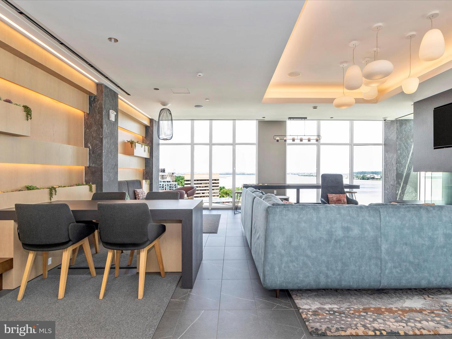 925 N FAIRFAX ST #405, ALEXANDRIA, Virginia 22314, 1 Bedroom Bedrooms, ,1 BathroomBathrooms,Residential,For sale,925 N FAIRFAX ST #405,VAAX2047630 MLS # VAAX2047630