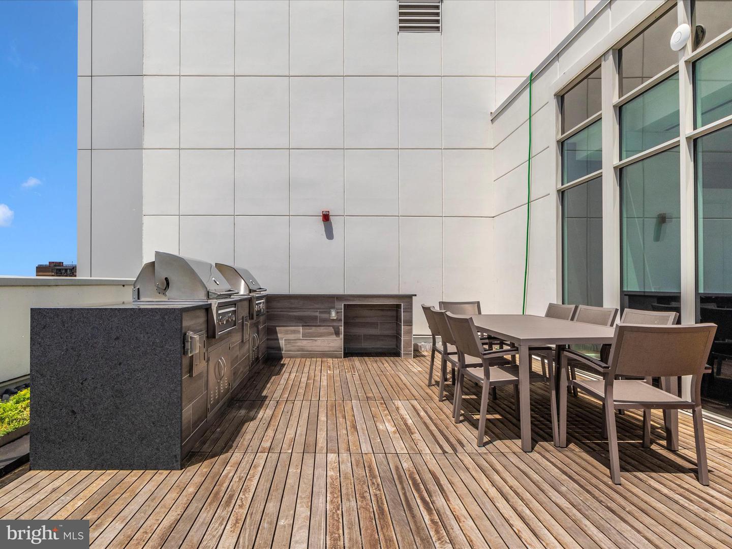 925 N FAIRFAX ST #405, ALEXANDRIA, Virginia 22314, 1 Bedroom Bedrooms, ,1 BathroomBathrooms,Residential,For sale,925 N FAIRFAX ST #405,VAAX2047630 MLS # VAAX2047630