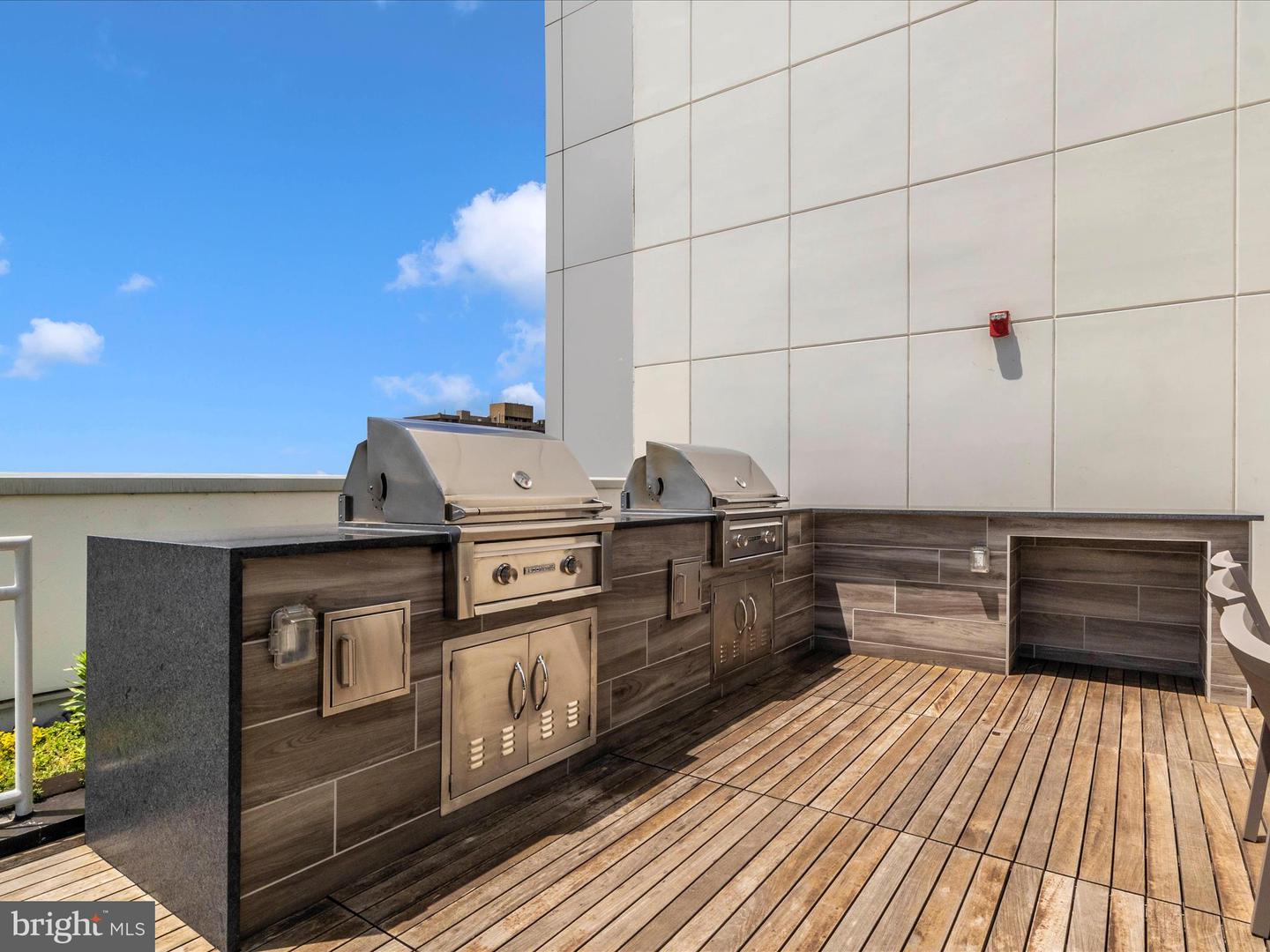 925 N FAIRFAX ST #405, ALEXANDRIA, Virginia 22314, 1 Bedroom Bedrooms, ,1 BathroomBathrooms,Residential,For sale,925 N FAIRFAX ST #405,VAAX2047630 MLS # VAAX2047630
