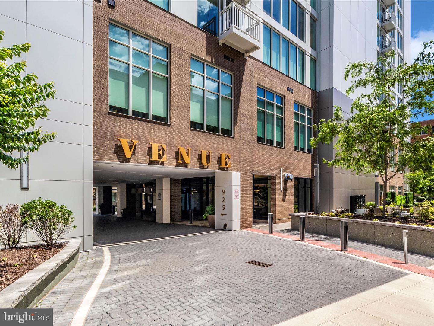 925 N FAIRFAX ST #405, ALEXANDRIA, Virginia 22314, 1 Bedroom Bedrooms, ,1 BathroomBathrooms,Residential,For sale,925 N FAIRFAX ST #405,VAAX2047630 MLS # VAAX2047630