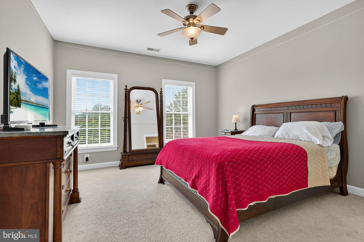 7263 JOFFA CIR, WARRENTON, Virginia 20187, 5 Bedrooms Bedrooms, ,4 BathroomsBathrooms,Residential,For sale,7263 JOFFA CIR,VAFQ2017520 MLS # VAFQ2017520