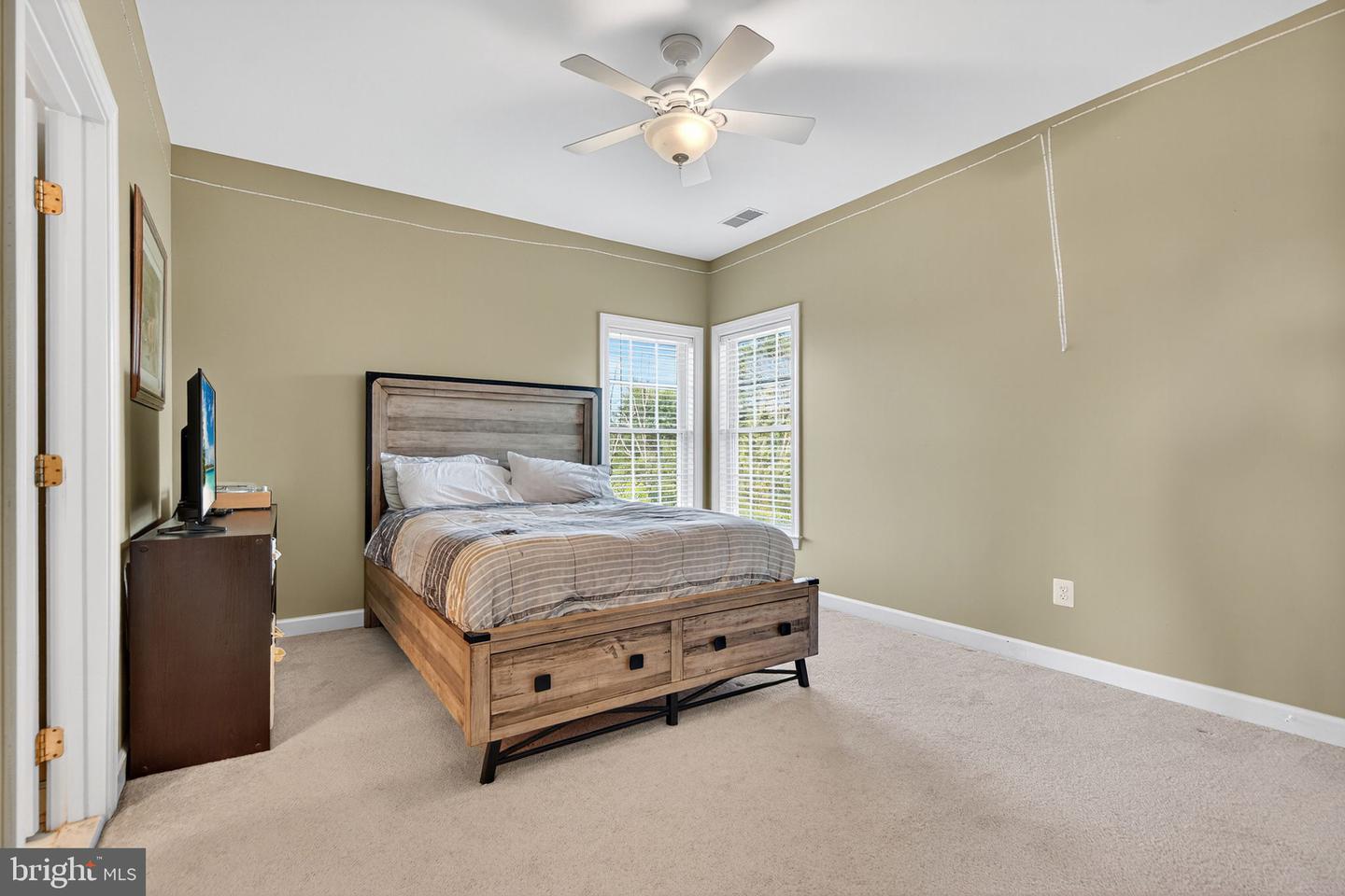 7263 JOFFA CIR, WARRENTON, Virginia 20187, 5 Bedrooms Bedrooms, ,4 BathroomsBathrooms,Residential,For sale,7263 JOFFA CIR,VAFQ2017520 MLS # VAFQ2017520