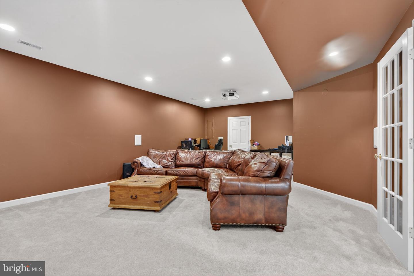 7263 JOFFA CIR, WARRENTON, Virginia 20187, 5 Bedrooms Bedrooms, ,4 BathroomsBathrooms,Residential,For sale,7263 JOFFA CIR,VAFQ2017520 MLS # VAFQ2017520