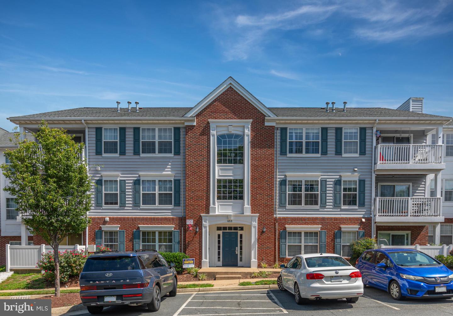 653 CONSTELLATION SQ SE #J, LEESBURG, Virginia 20175, 2 Bedrooms Bedrooms, ,1 BathroomBathrooms,Residential,For sale,653 CONSTELLATION SQ SE #J,VALO2102628 MLS # VALO2102628