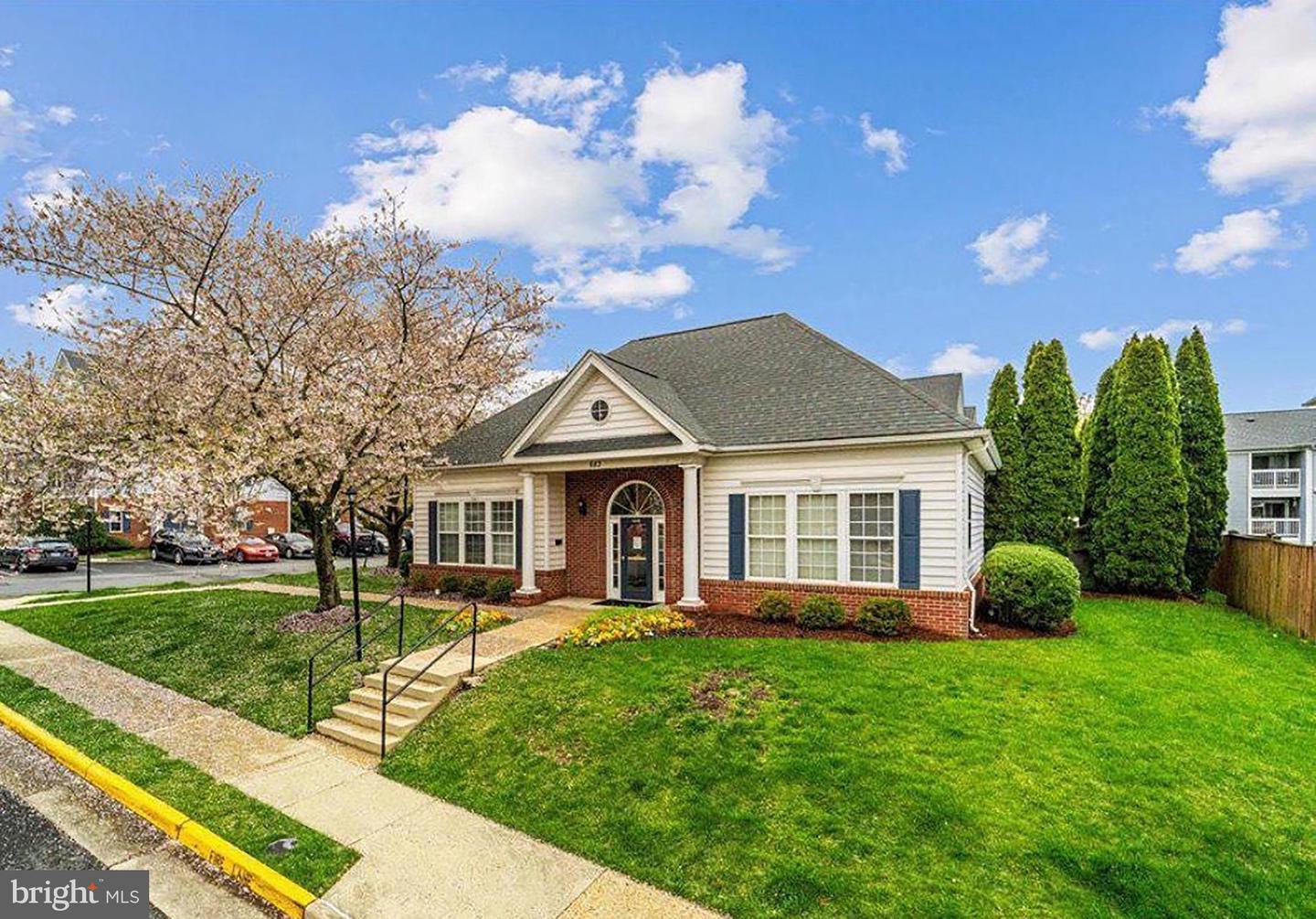 653 CONSTELLATION SQ SE #J, LEESBURG, Virginia 20175, 2 Bedrooms Bedrooms, ,1 BathroomBathrooms,Residential,For sale,653 CONSTELLATION SQ SE #J,VALO2102628 MLS # VALO2102628