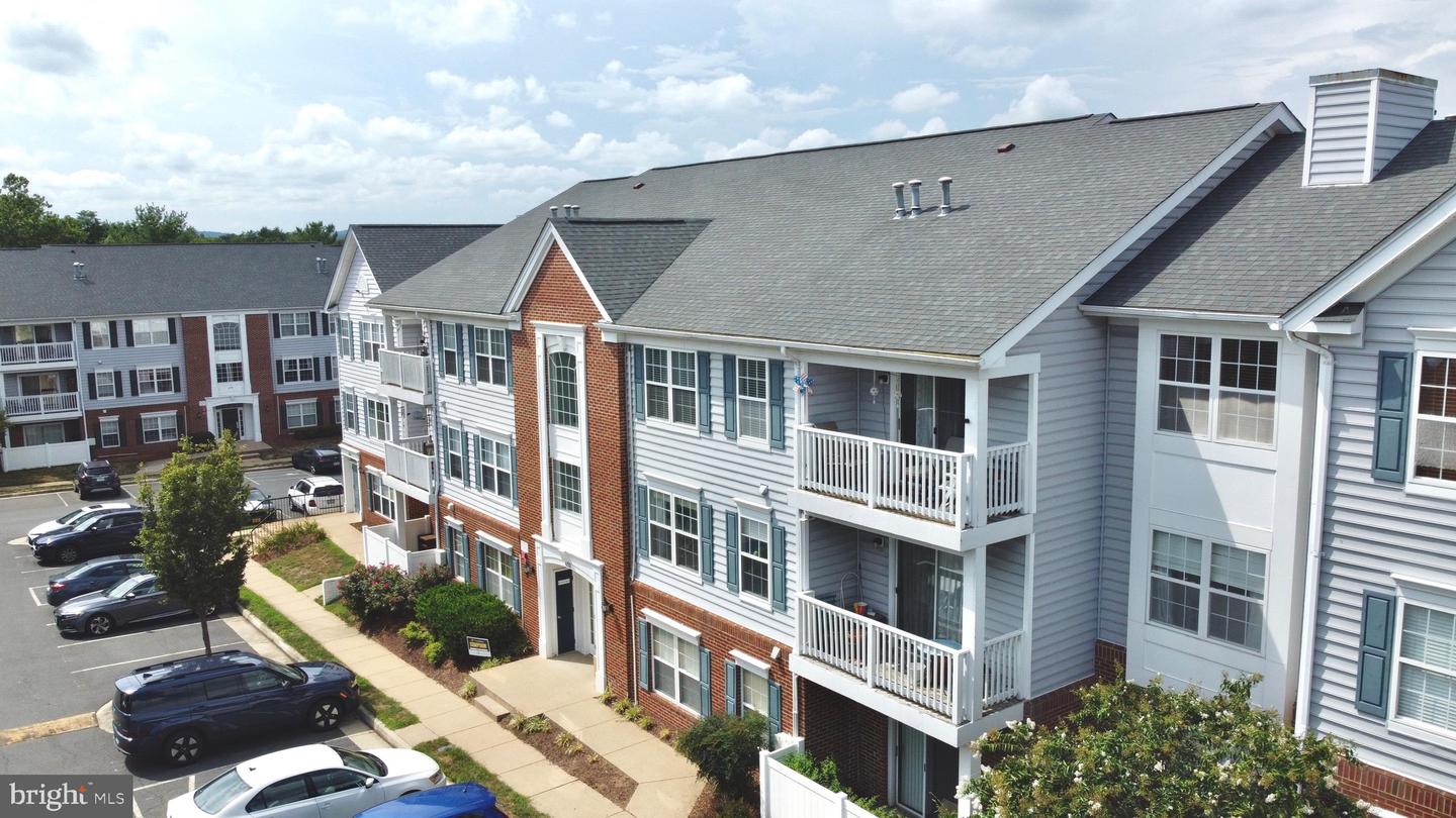 653 CONSTELLATION SQ SE #J, LEESBURG, Virginia 20175, 2 Bedrooms Bedrooms, ,1 BathroomBathrooms,Residential,For sale,653 CONSTELLATION SQ SE #J,VALO2102628 MLS # VALO2102628