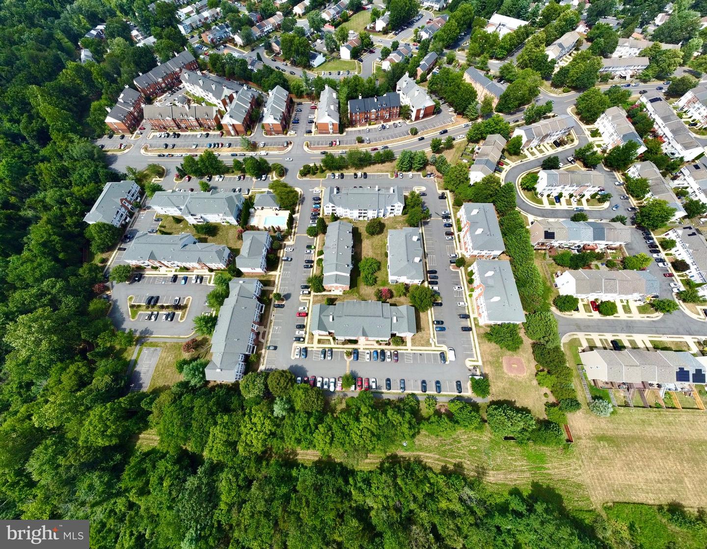 653 CONSTELLATION SQ SE #J, LEESBURG, Virginia 20175, 2 Bedrooms Bedrooms, ,1 BathroomBathrooms,Residential,For sale,653 CONSTELLATION SQ SE #J,VALO2102628 MLS # VALO2102628