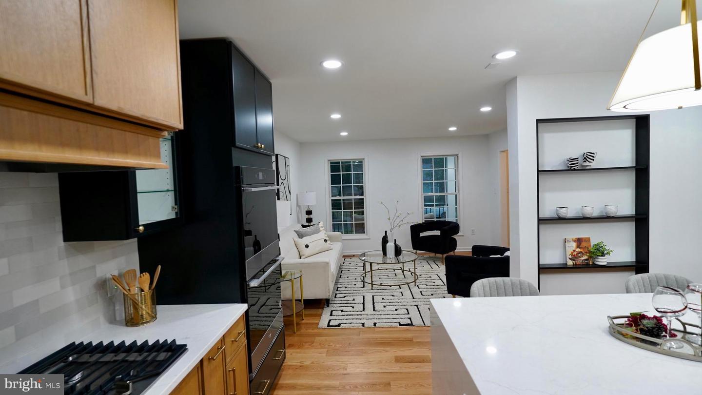 3147 HEADROW LN, FALLS CHURCH, Virginia 22042, 4 Bedrooms Bedrooms, ,3 BathroomsBathrooms,Residential,For sale,3147 HEADROW LN,VAFX2256398 MLS # VAFX2256398
