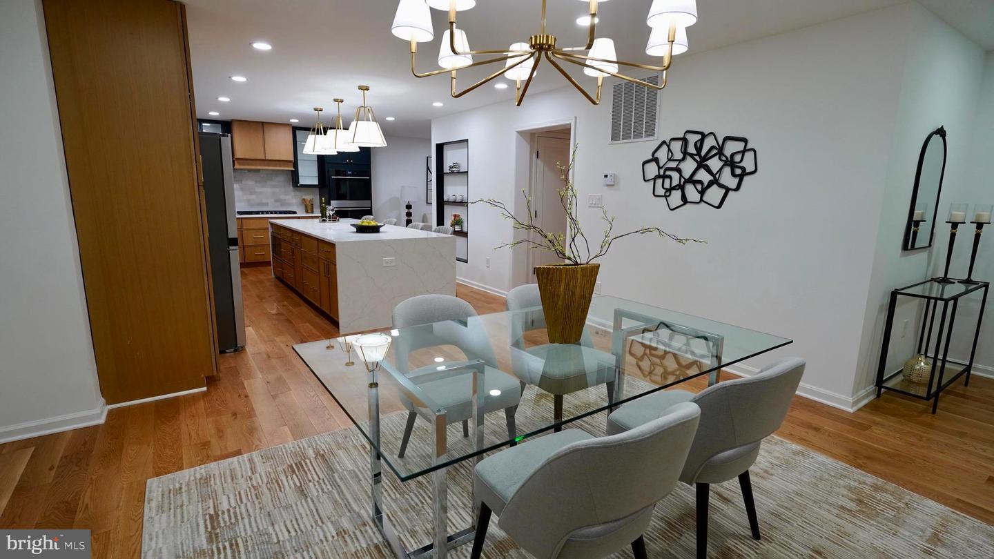 3147 HEADROW LN, FALLS CHURCH, Virginia 22042, 4 Bedrooms Bedrooms, ,3 BathroomsBathrooms,Residential,For sale,3147 HEADROW LN,VAFX2256398 MLS # VAFX2256398