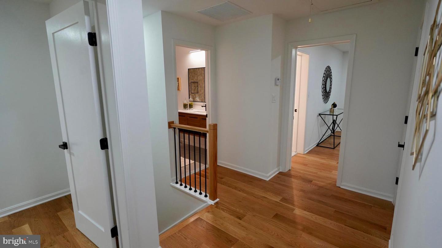 3147 HEADROW LN, FALLS CHURCH, Virginia 22042, 4 Bedrooms Bedrooms, ,3 BathroomsBathrooms,Residential,For sale,3147 HEADROW LN,VAFX2256398 MLS # VAFX2256398