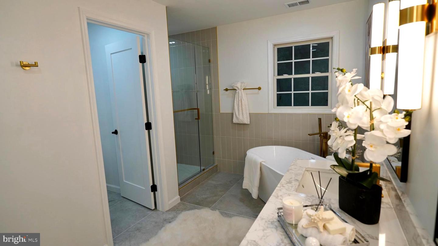 3147 HEADROW LN, FALLS CHURCH, Virginia 22042, 4 Bedrooms Bedrooms, ,3 BathroomsBathrooms,Residential,For sale,3147 HEADROW LN,VAFX2256398 MLS # VAFX2256398