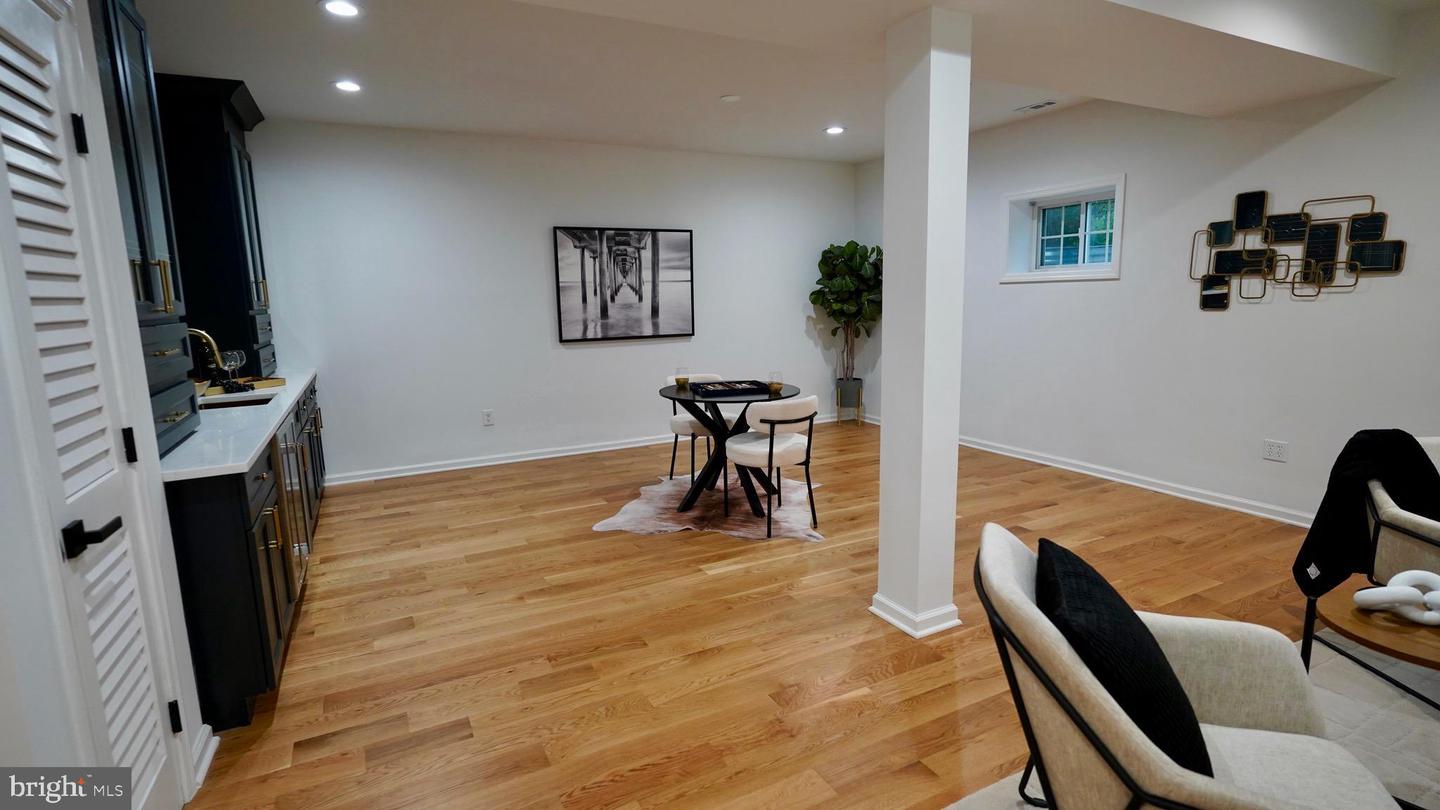 3147 HEADROW LN, FALLS CHURCH, Virginia 22042, 4 Bedrooms Bedrooms, ,3 BathroomsBathrooms,Residential,For sale,3147 HEADROW LN,VAFX2256398 MLS # VAFX2256398