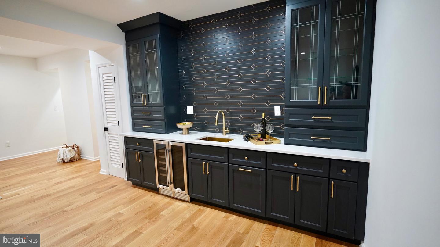3147 HEADROW LN, FALLS CHURCH, Virginia 22042, 4 Bedrooms Bedrooms, ,3 BathroomsBathrooms,Residential,For sale,3147 HEADROW LN,VAFX2256398 MLS # VAFX2256398