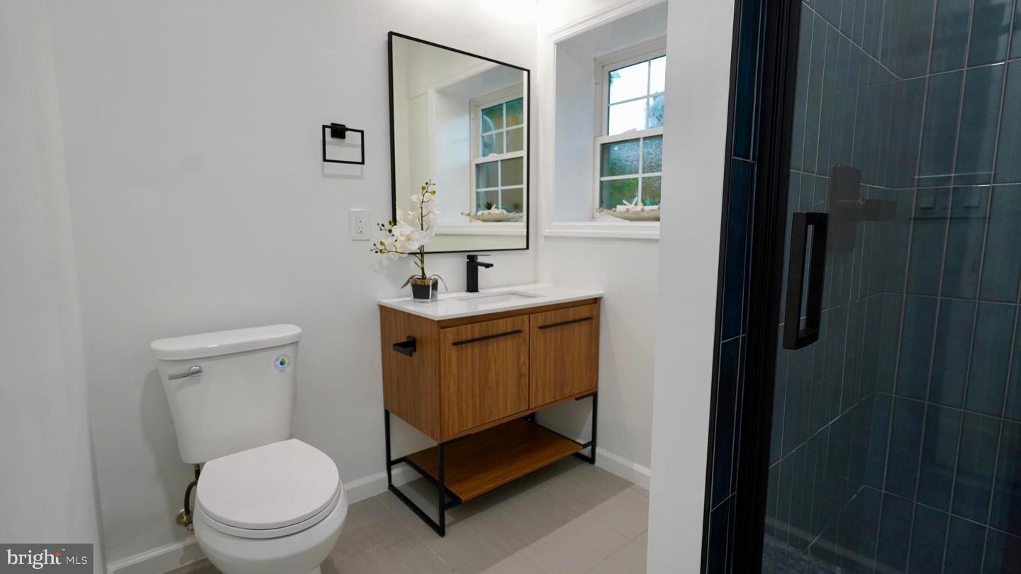 3147 HEADROW LN, FALLS CHURCH, Virginia 22042, 4 Bedrooms Bedrooms, ,3 BathroomsBathrooms,Residential,For sale,3147 HEADROW LN,VAFX2256398 MLS # VAFX2256398