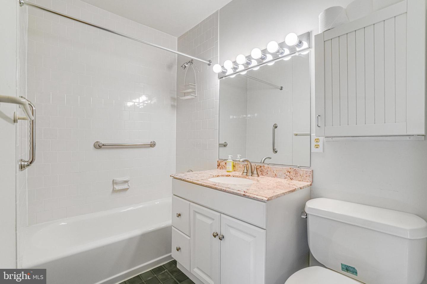 7125 GORDONS RD, FALLS CHURCH, Virginia 22043, 3 Bedrooms Bedrooms, ,3 BathroomsBathrooms,Residential,For sale,7125 GORDONS RD,VAFX2255594 MLS # VAFX2255594