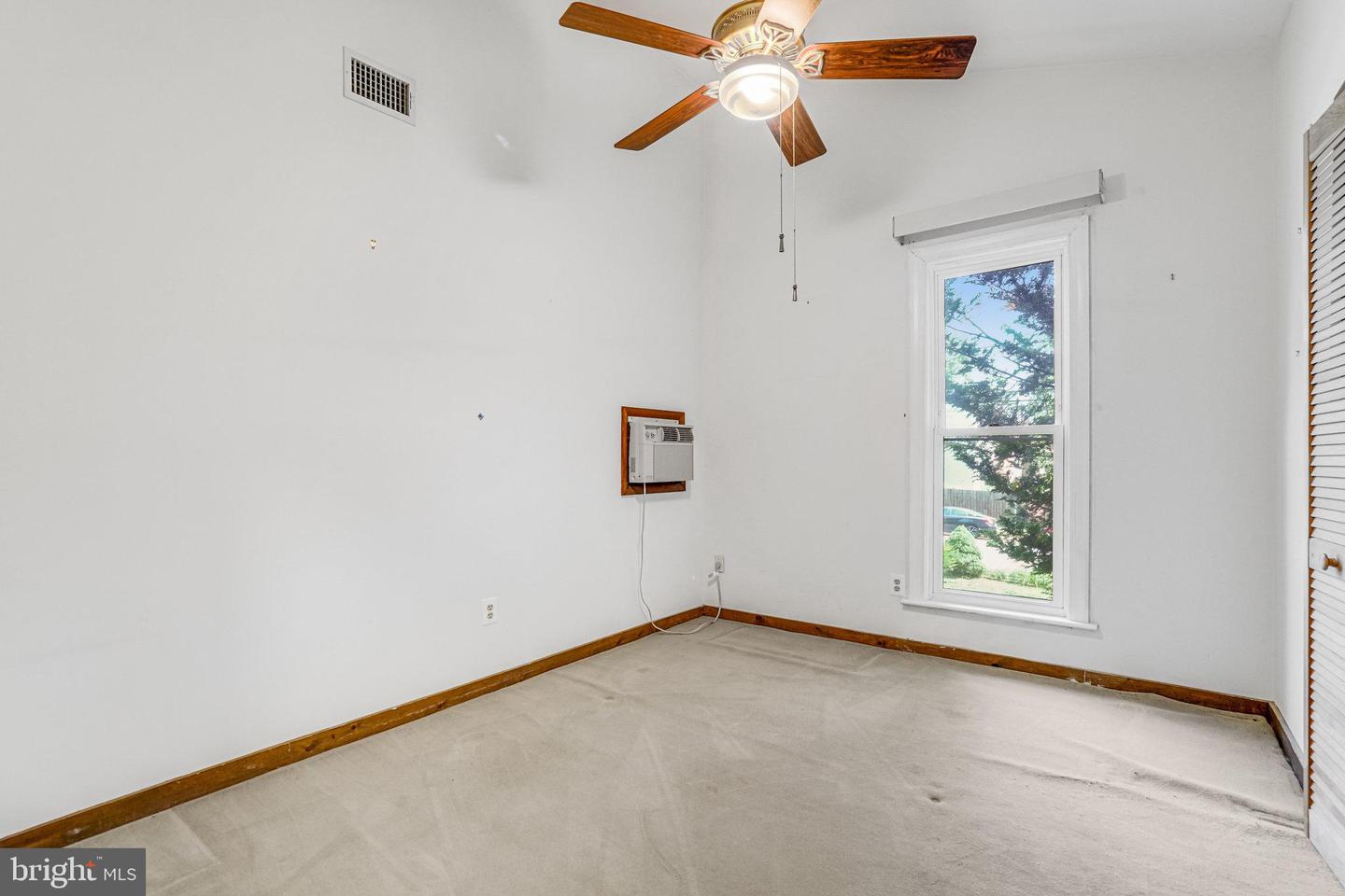 7125 GORDONS RD, FALLS CHURCH, Virginia 22043, 3 Bedrooms Bedrooms, ,3 BathroomsBathrooms,Residential,For sale,7125 GORDONS RD,VAFX2255594 MLS # VAFX2255594