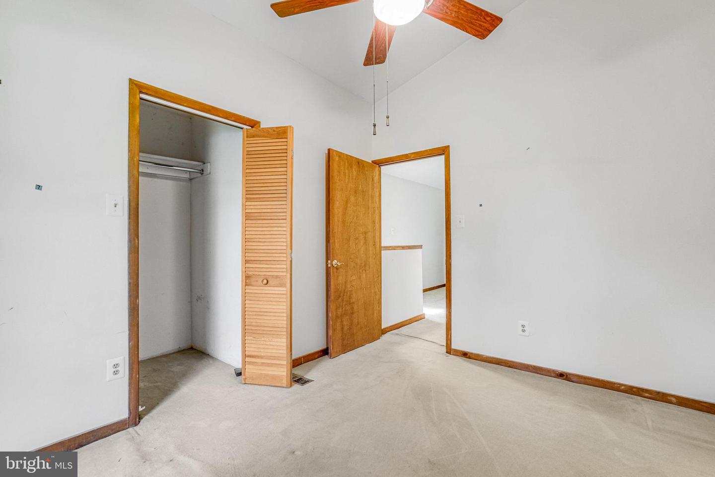 7125 GORDONS RD, FALLS CHURCH, Virginia 22043, 3 Bedrooms Bedrooms, ,3 BathroomsBathrooms,Residential,For sale,7125 GORDONS RD,VAFX2255594 MLS # VAFX2255594