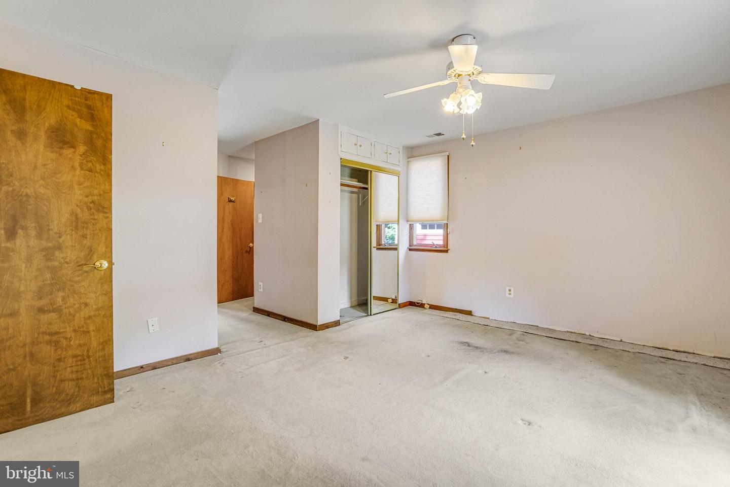 7125 GORDONS RD, FALLS CHURCH, Virginia 22043, 3 Bedrooms Bedrooms, ,3 BathroomsBathrooms,Residential,For sale,7125 GORDONS RD,VAFX2255594 MLS # VAFX2255594