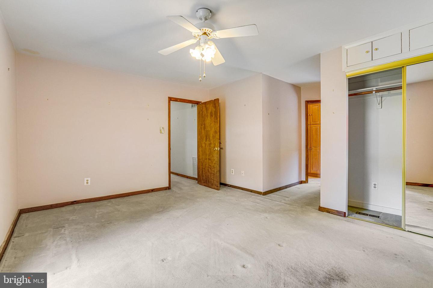 7125 GORDONS RD, FALLS CHURCH, Virginia 22043, 3 Bedrooms Bedrooms, ,3 BathroomsBathrooms,Residential,For sale,7125 GORDONS RD,VAFX2255594 MLS # VAFX2255594