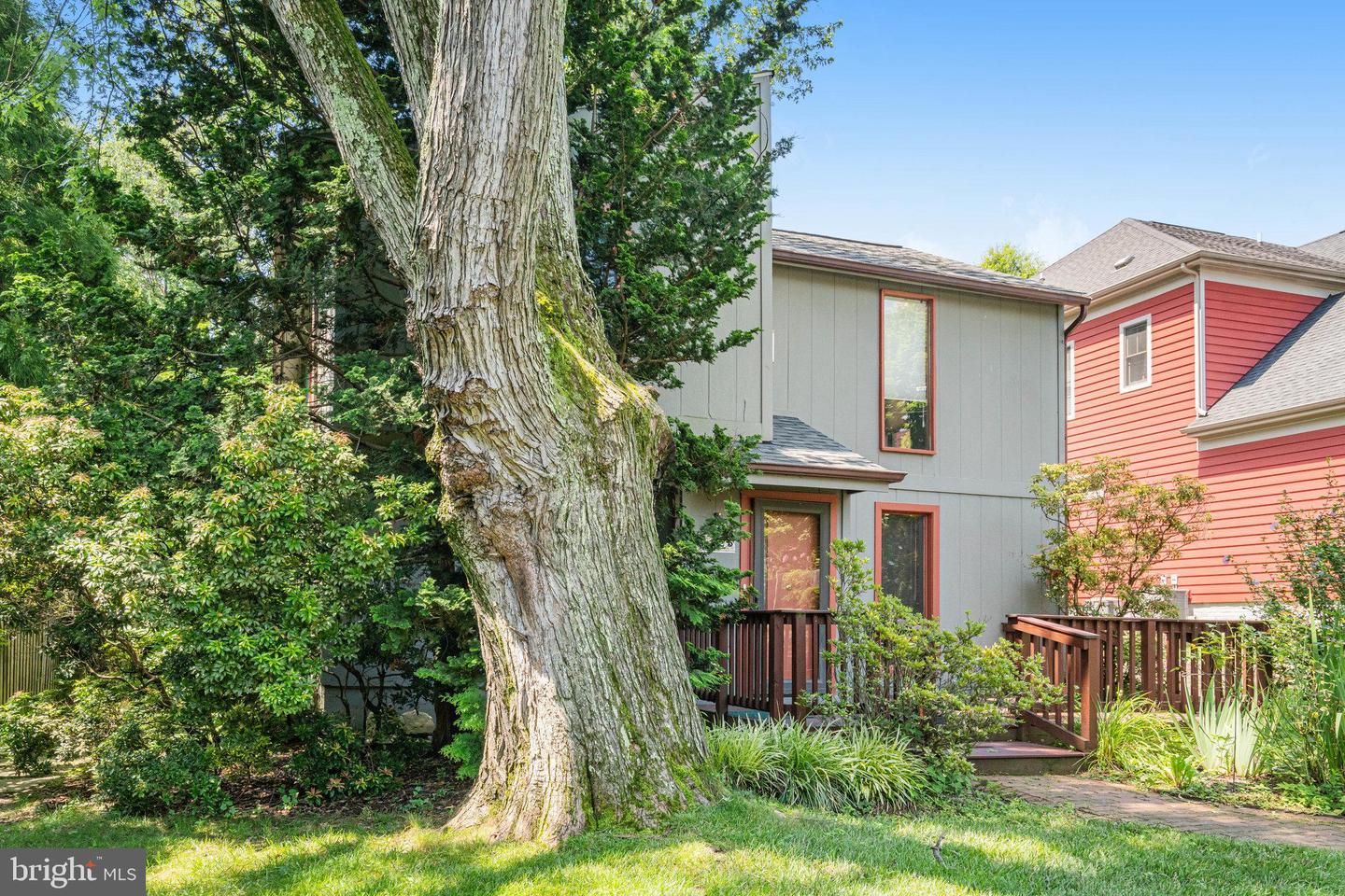 7125 GORDONS RD, FALLS CHURCH, Virginia 22043, 3 Bedrooms Bedrooms, ,3 BathroomsBathrooms,Residential,For sale,7125 GORDONS RD,VAFX2255594 MLS # VAFX2255594