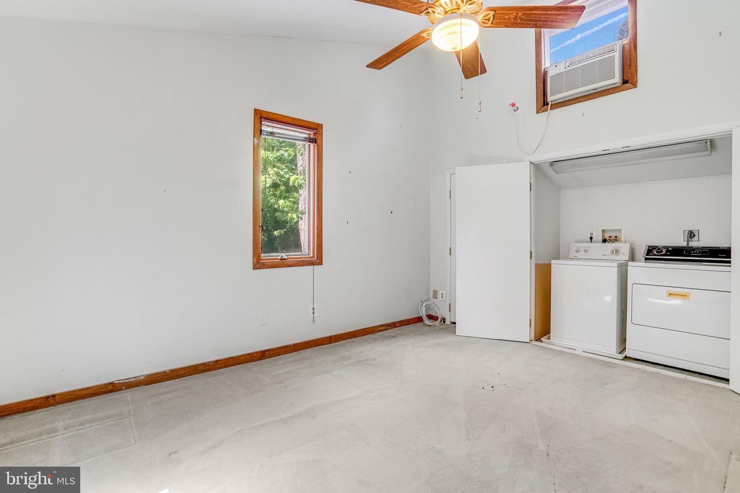 7125 GORDONS RD, FALLS CHURCH, Virginia 22043, 3 Bedrooms Bedrooms, ,3 BathroomsBathrooms,Residential,For sale,7125 GORDONS RD,VAFX2255594 MLS # VAFX2255594