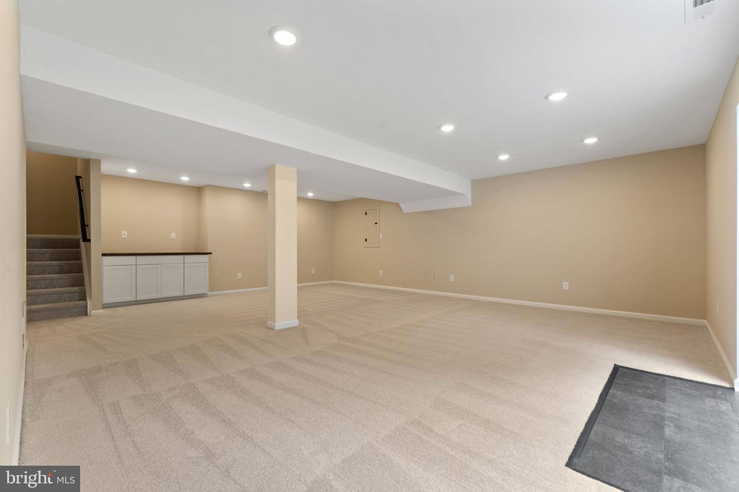 14883 GRASSY KNOLL CT, WOODBRIDGE, Virginia 22193, 5 Bedrooms Bedrooms, ,3 BathroomsBathrooms,Residential,For sale,14883 GRASSY KNOLL CT,VAPW2099294 MLS # VAPW2099294