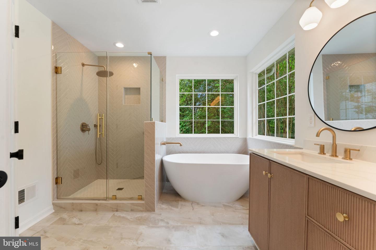14883 GRASSY KNOLL CT, WOODBRIDGE, Virginia 22193, 5 Bedrooms Bedrooms, ,3 BathroomsBathrooms,Residential,For sale,14883 GRASSY KNOLL CT,VAPW2099294 MLS # VAPW2099294