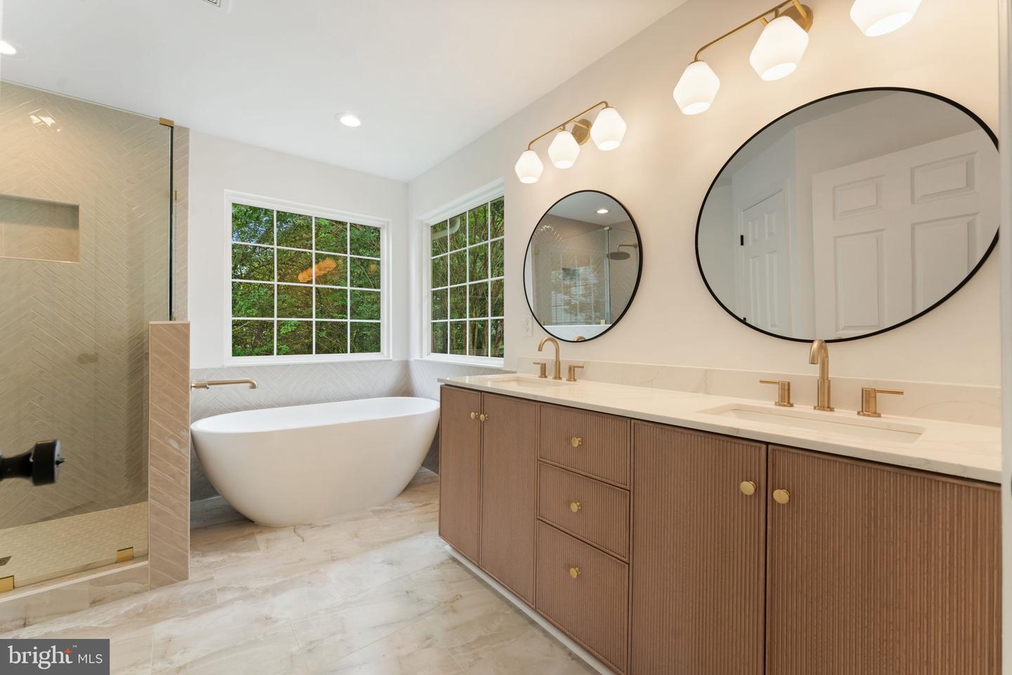 14883 GRASSY KNOLL CT, WOODBRIDGE, Virginia 22193, 5 Bedrooms Bedrooms, ,3 BathroomsBathrooms,Residential,For sale,14883 GRASSY KNOLL CT,VAPW2099294 MLS # VAPW2099294