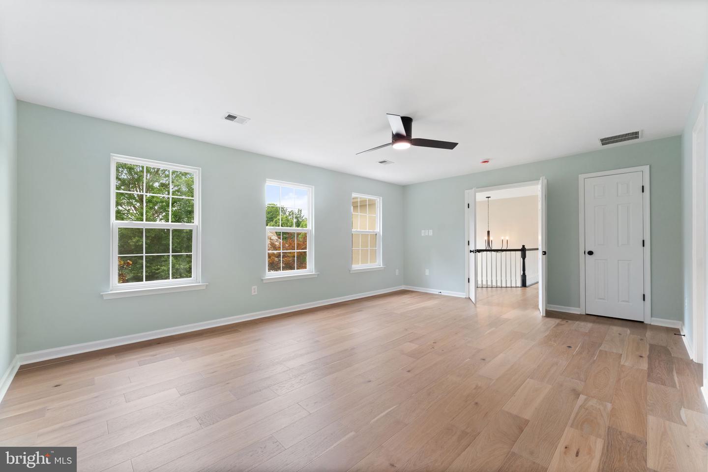 14883 GRASSY KNOLL CT, WOODBRIDGE, Virginia 22193, 5 Bedrooms Bedrooms, ,3 BathroomsBathrooms,Residential,For sale,14883 GRASSY KNOLL CT,VAPW2099294 MLS # VAPW2099294