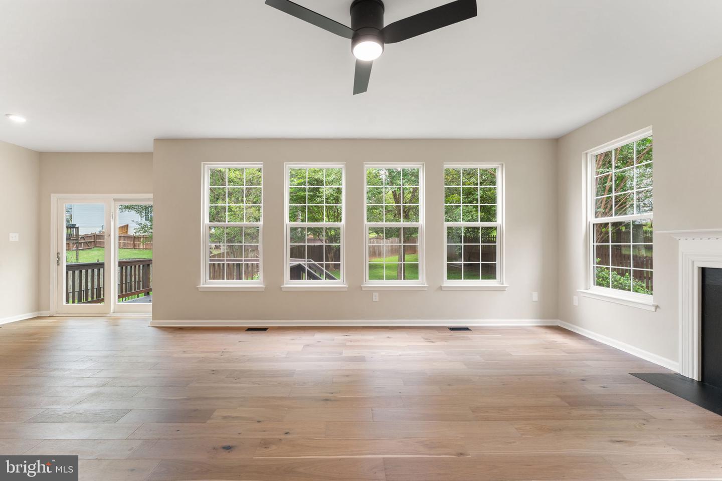 14883 GRASSY KNOLL CT, WOODBRIDGE, Virginia 22193, 5 Bedrooms Bedrooms, ,3 BathroomsBathrooms,Residential,For sale,14883 GRASSY KNOLL CT,VAPW2099294 MLS # VAPW2099294