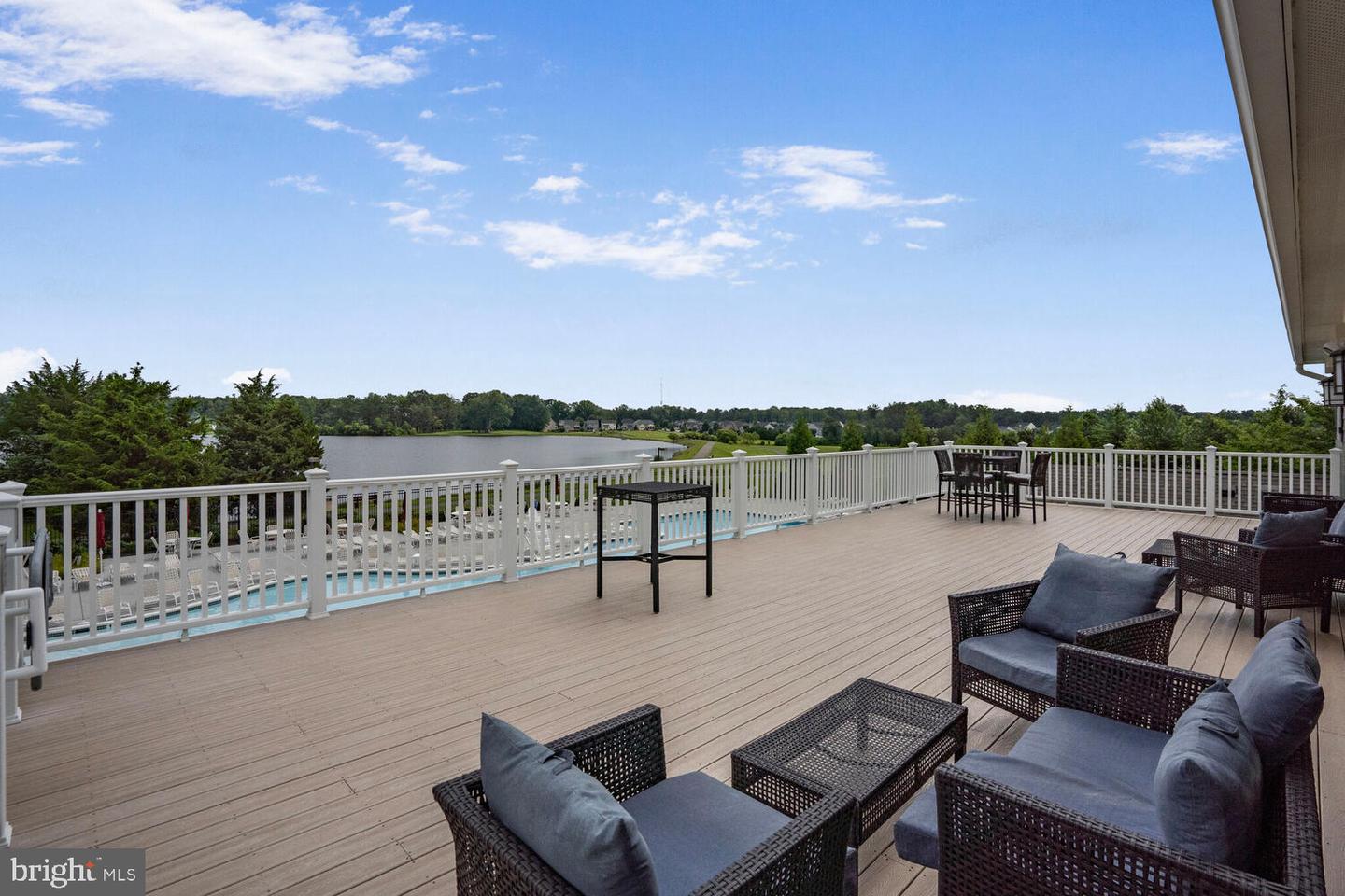 7483 LAKE WILLOW CT, WARRENTON, Virginia 20187, 8 Bedrooms Bedrooms, ,6 BathroomsBathrooms,Residential,For sale,7483 LAKE WILLOW CT,VAFQ2017464 MLS # VAFQ2017464