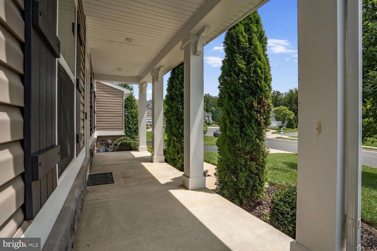 7483 LAKE WILLOW CT, WARRENTON, Virginia 20187, 8 Bedrooms Bedrooms, ,6 BathroomsBathrooms,Residential,For sale,7483 LAKE WILLOW CT,VAFQ2017464 MLS # VAFQ2017464
