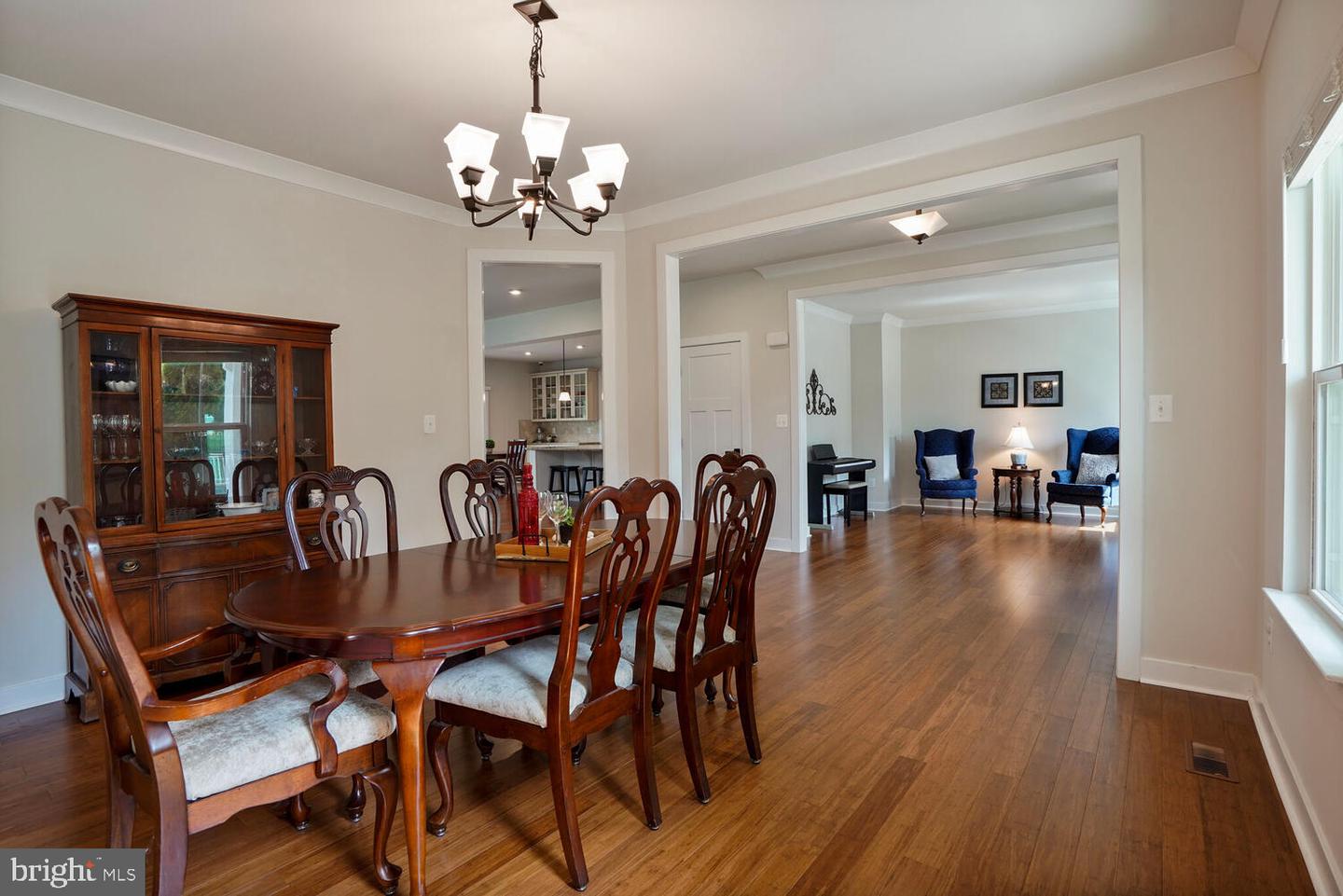 7483 LAKE WILLOW CT, WARRENTON, Virginia 20187, 8 Bedrooms Bedrooms, ,6 BathroomsBathrooms,Residential,For sale,7483 LAKE WILLOW CT,VAFQ2017464 MLS # VAFQ2017464