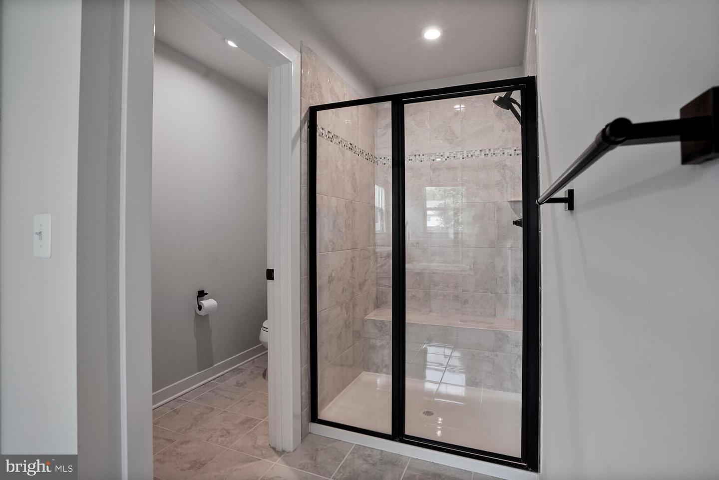 7483 LAKE WILLOW CT, WARRENTON, Virginia 20187, 8 Bedrooms Bedrooms, ,6 BathroomsBathrooms,Residential,For sale,7483 LAKE WILLOW CT,VAFQ2017464 MLS # VAFQ2017464