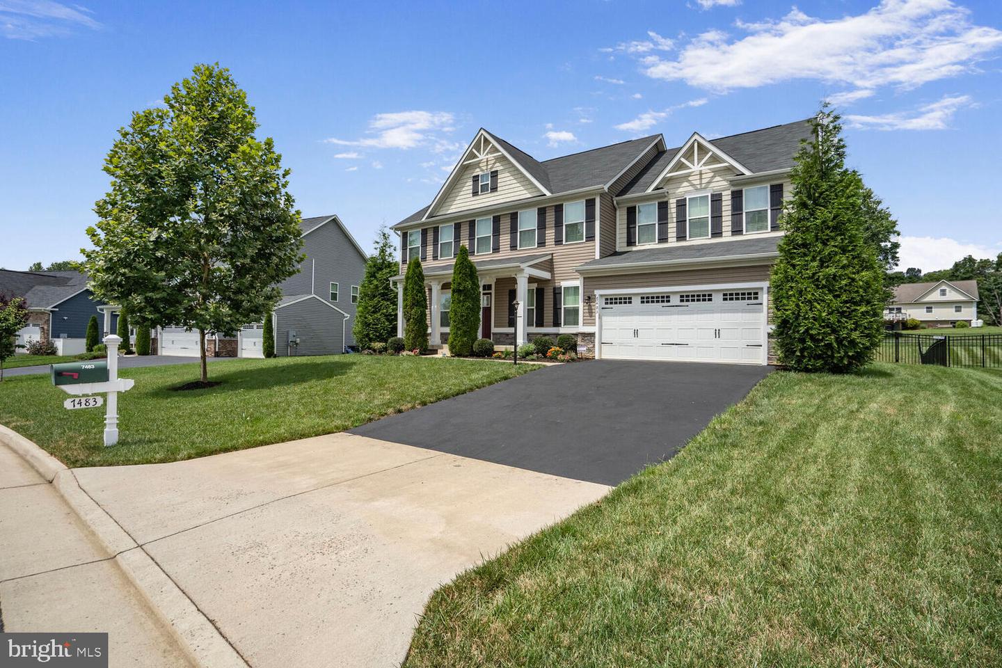 7483 LAKE WILLOW CT, WARRENTON, Virginia 20187, 8 Bedrooms Bedrooms, ,6 BathroomsBathrooms,Residential,For sale,7483 LAKE WILLOW CT,VAFQ2017464 MLS # VAFQ2017464