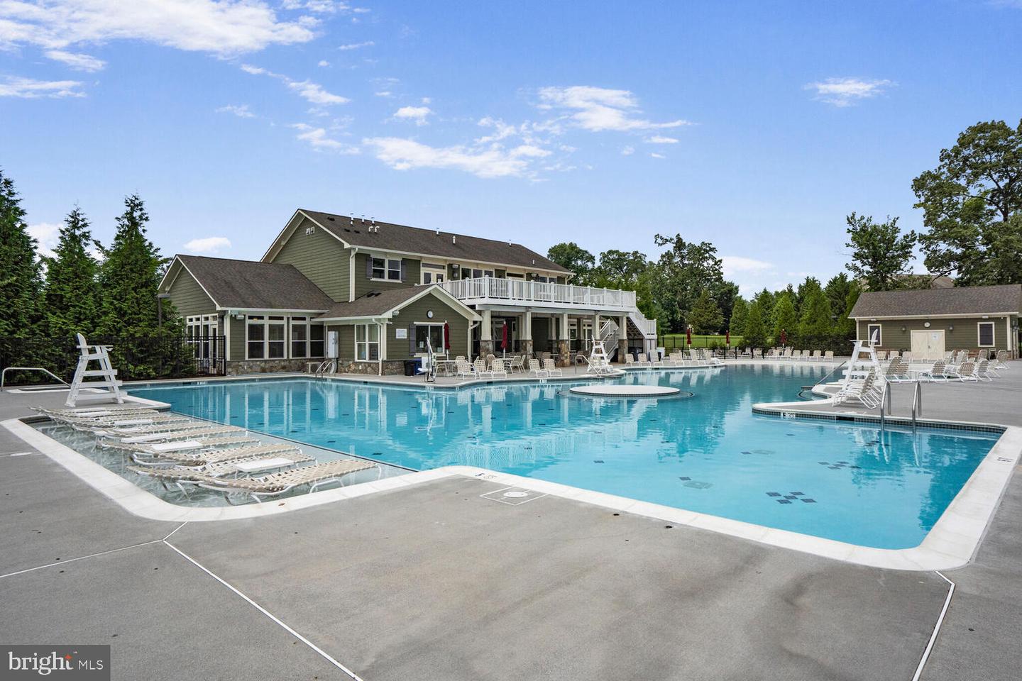 7483 LAKE WILLOW CT, WARRENTON, Virginia 20187, 8 Bedrooms Bedrooms, ,6 BathroomsBathrooms,Residential,For sale,7483 LAKE WILLOW CT,VAFQ2017464 MLS # VAFQ2017464