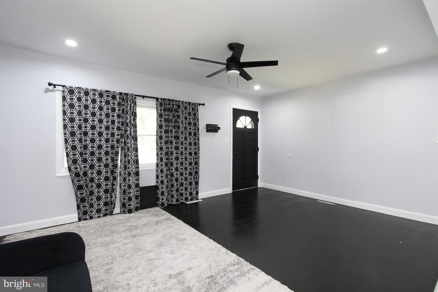 822 FORBES ST, FREDERICKSBURG, Virginia 22405, 3 Bedrooms Bedrooms, ,1 BathroomBathrooms,Residential,For sale,822 FORBES ST,VAST2040888 MLS # VAST2040888