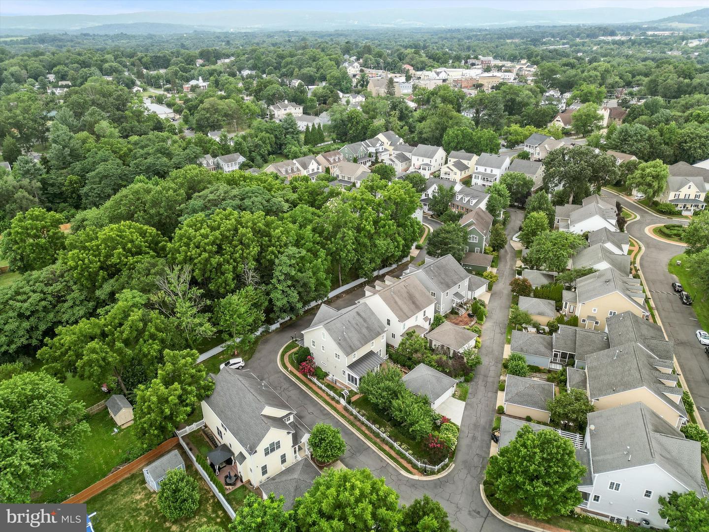 150 AMALFI CT, PURCELLVILLE, Virginia 20132, 4 Bedrooms Bedrooms, ,3 BathroomsBathrooms,Residential,For sale,150 AMALFI CT,VALO2102354 MLS # VALO2102354